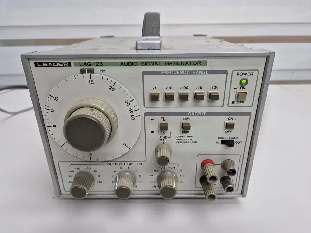 Leader LAG-126 Audio Signal Generator